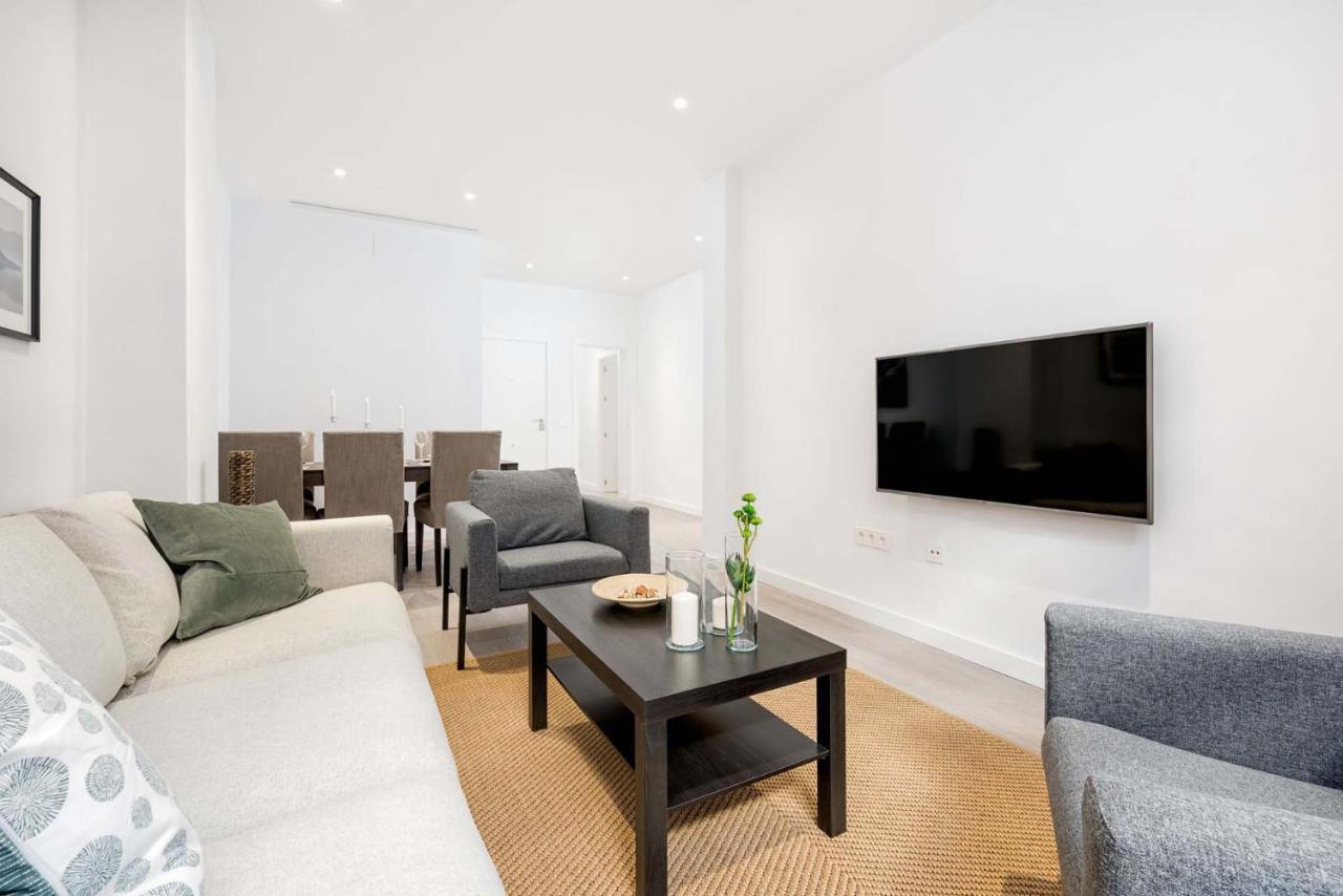 Merced Suites In Malaga By Solaga Holiday Homes מראה חיצוני תמונה